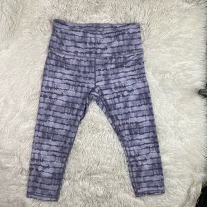 ATHLETA CROPPED LEGGING Size Large